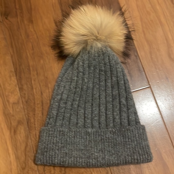 Wool Toque with Pom Pom - Picture 3 of 5